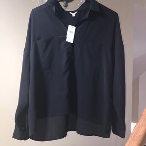 🌹NWT GUESS SILKY BLACK BLOUSE!!🌹